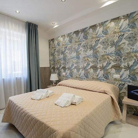 Hotel Hr Boutique Porto, Napoli Centro, By Clapa Group Zewnętrze zdjęcie