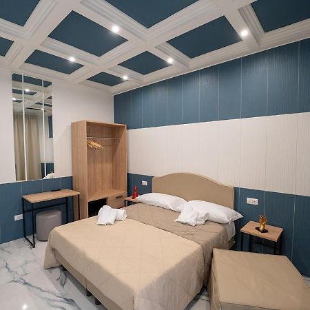 Hotel Hr Boutique Porto, Napoli Centro, By Clapa Group Zewnętrze zdjęcie