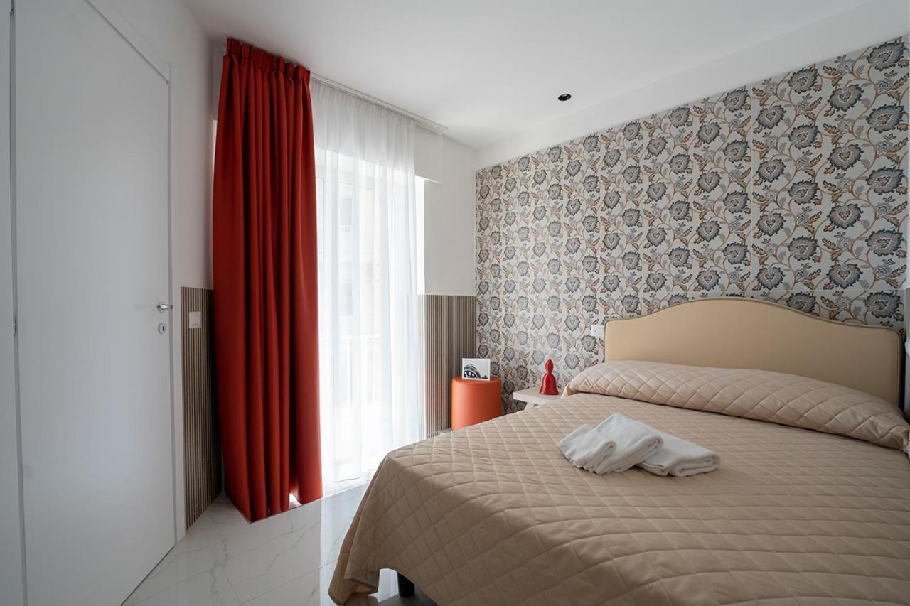 Hotel Hr Boutique Porto, Napoli Centro, By Clapa Group Zewnętrze zdjęcie
