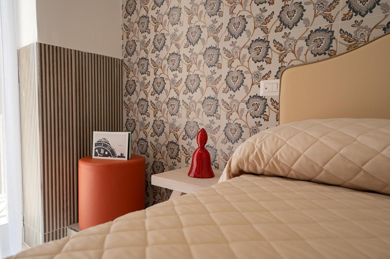 Hotel Hr Boutique Porto, Napoli Centro, By Clapa Group Zewnętrze zdjęcie