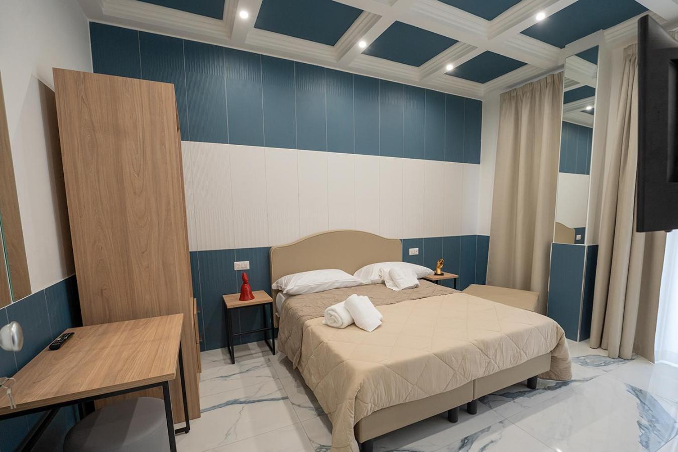 Hotel Hr Boutique Porto, Napoli Centro, By Clapa Group Zewnętrze zdjęcie